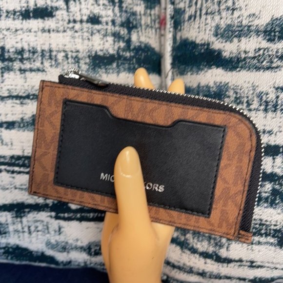 Michael Kors L Zip Mini Wallet - Picture 10 of 16